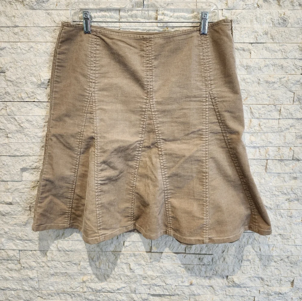 Gap Stretch Tan A-Line Flounce Paneled Corduroy Skirt Size 10 - Picture 1 of 6